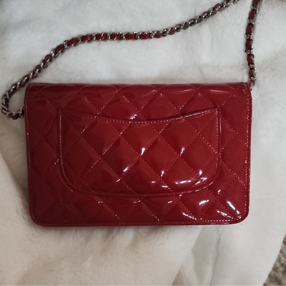 Chanel Red Quilted Women's Bag - Patent leather WOC - Picture 2 of 3